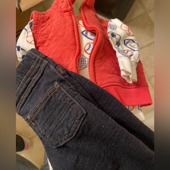 Carter’s Sports Matching Set 12m - Picture 3 of 9